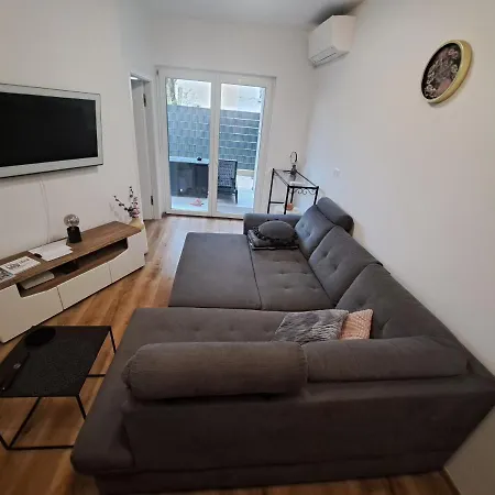 Apartman Stunning New With Free Parking Near City Centre *