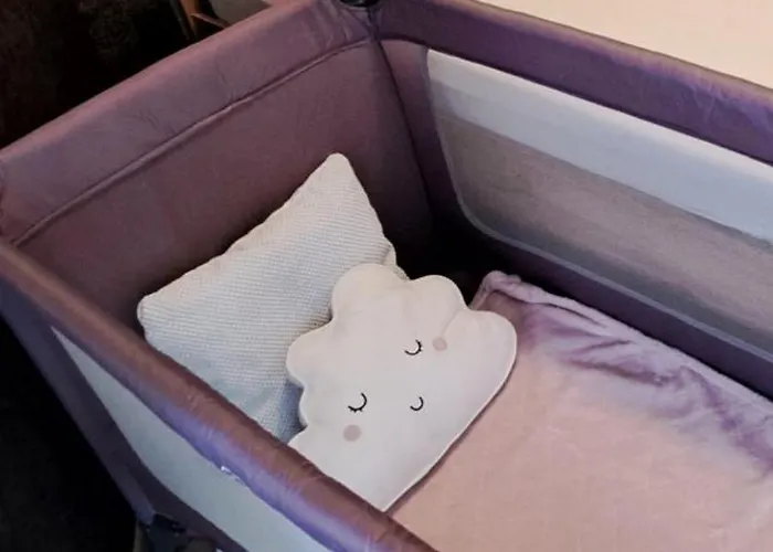 Daire Stunning New With Free Parking Near City Centre *