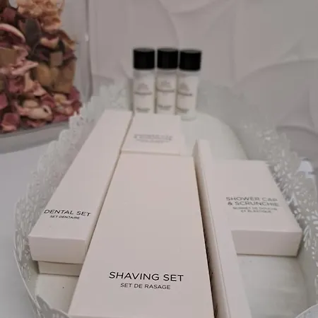 Stunning New With Free Parking Near City Centre Apartment