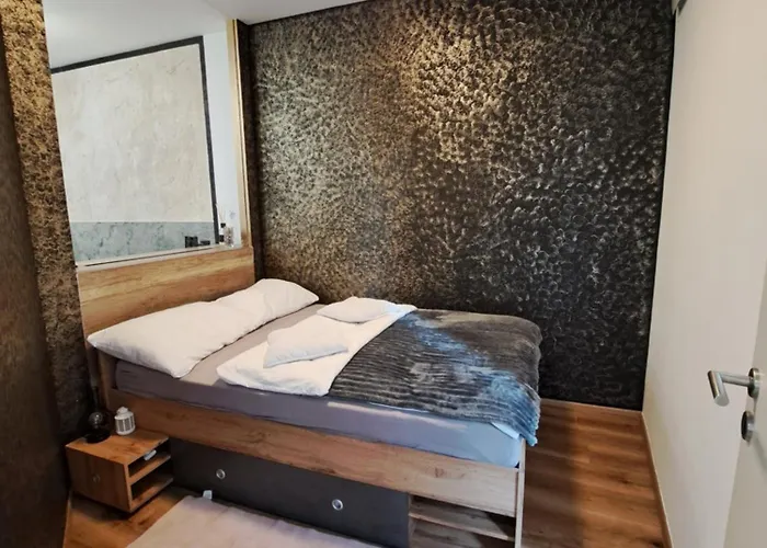 Stunning New With Free Parking Near City Centre Appartement *