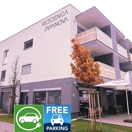 شقة Stunning New With Free Parking Near City Centre ليوبليانا